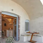 Oia's Cellars Οία