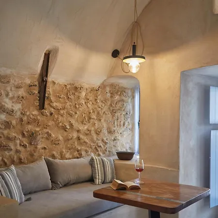 Oia's Cellars Lejlighed