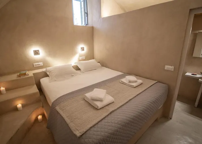 Oia's Cellars Apartmán