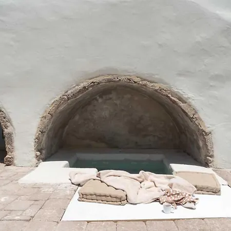 Oia's Cellars Appartement *