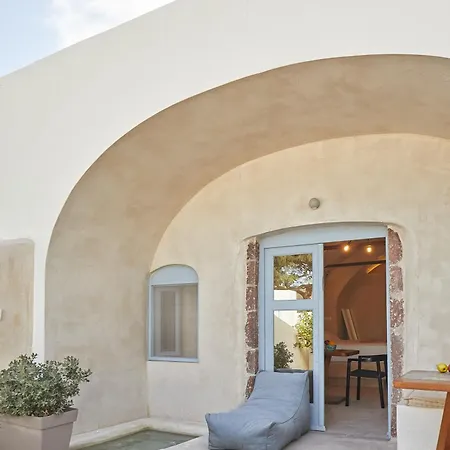 Oia's Cellars Appartement *