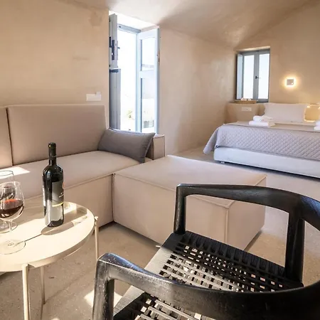 Oia's Cellars Апартаменты Ия