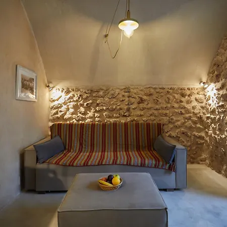 Oia's Cellars Апартаменты