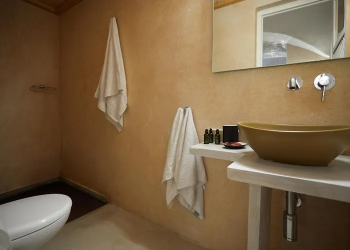 Oia's Cellars Apartman Ía